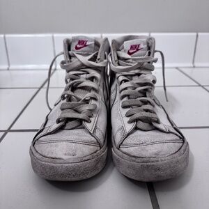 Vintage Nike Blazer Kids 77. Heavily Worn 6.5Y or 8 Women's